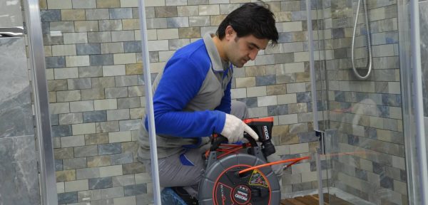 Kamera İle Gider Tıkanıklığı Tespiti Ve Tamiri